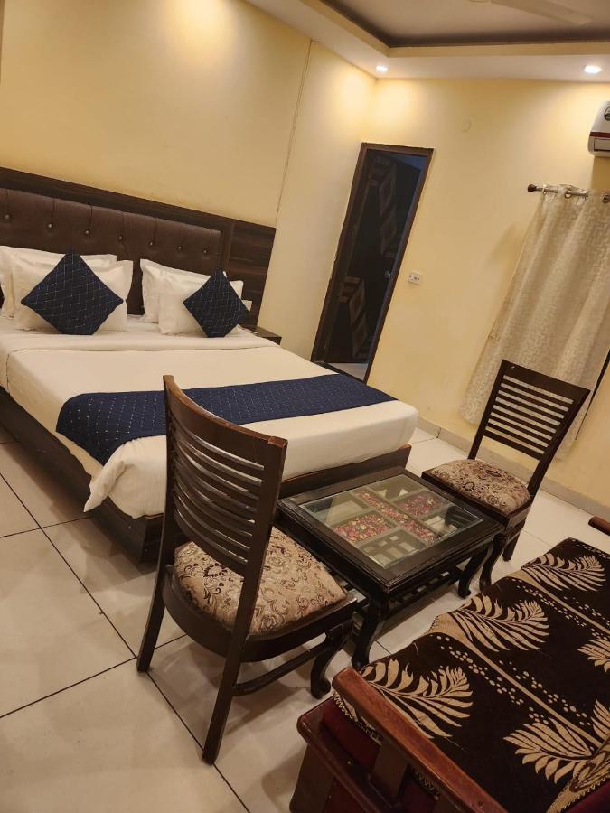 Hotel City Lite Delhi Нью-Дели Экстерьер фото